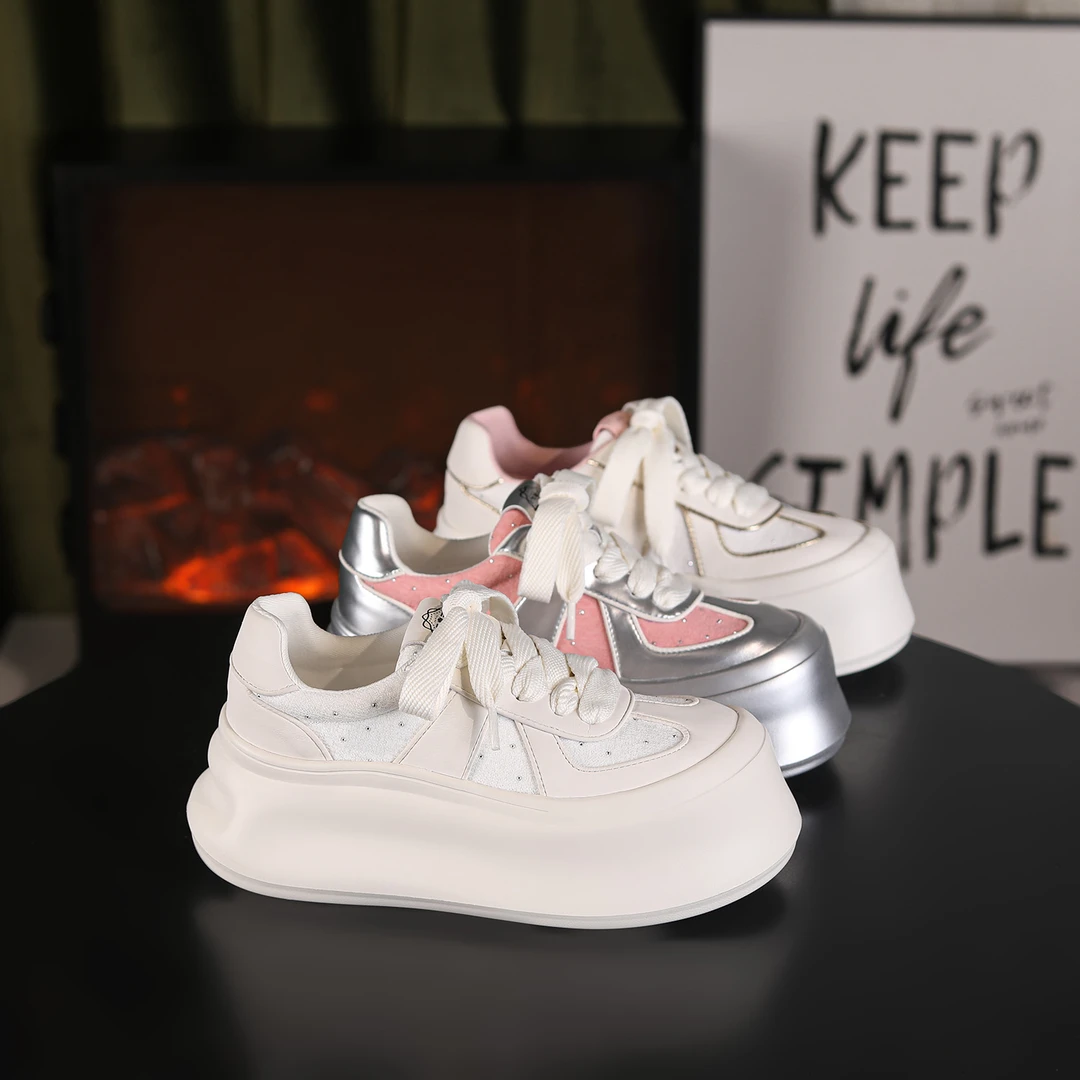 【现货】时尚厚底增高6.5cm潮流百搭女士休闲鞋 012-1