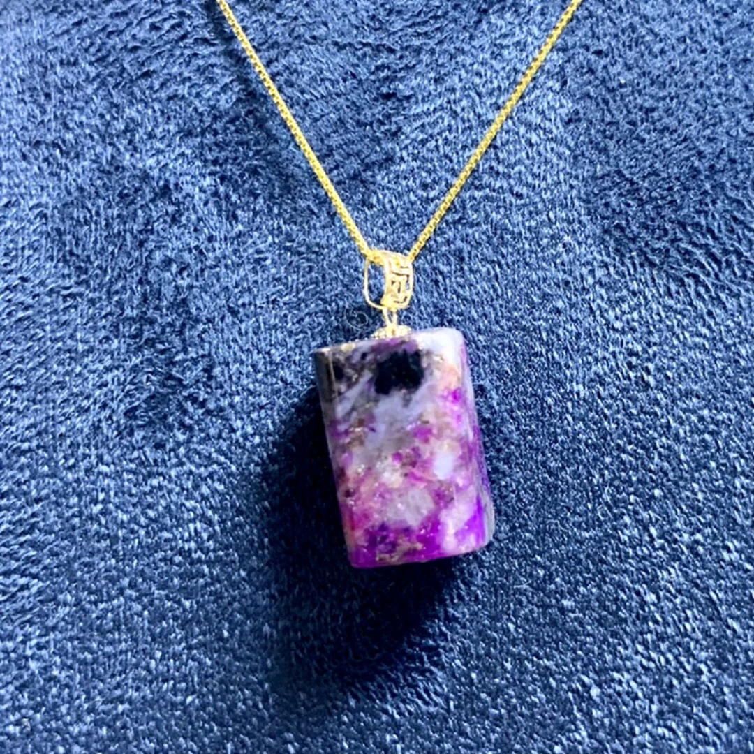 匡氏甄选 18K舒俱来长型吊坠 Z-HL-A8722（多样性发一）