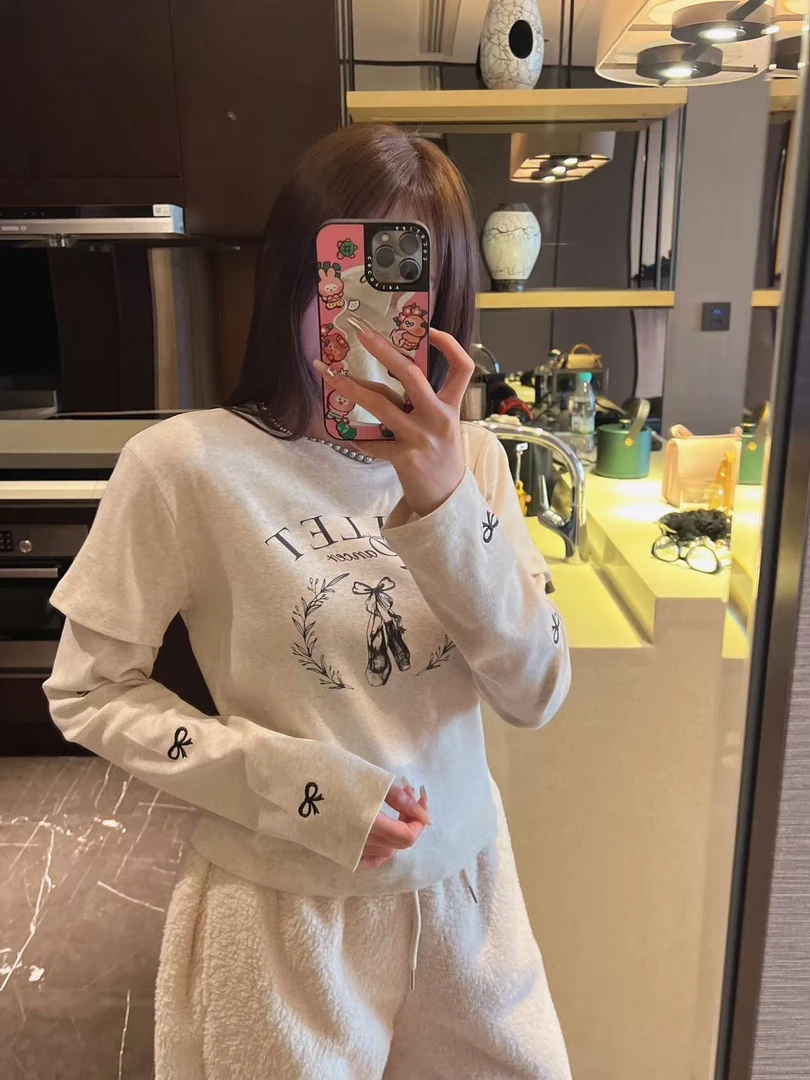 xxxwxz王希之 燕麦色假两件刺绣蝴蝶结字母印花T恤#12950