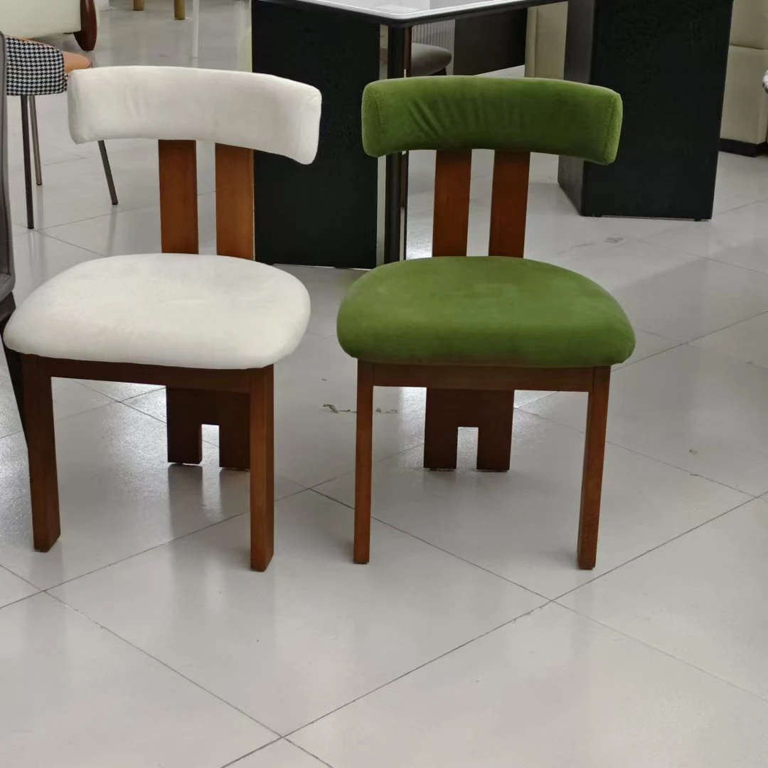 北欧简约风绿色白色布艺坐垫餐椅