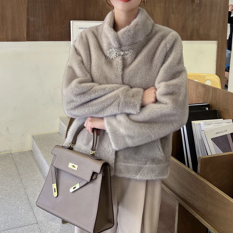 2023新款欧貂绒皮毛一体短款立领水貂毛皮草外套妈妈款冬季气质