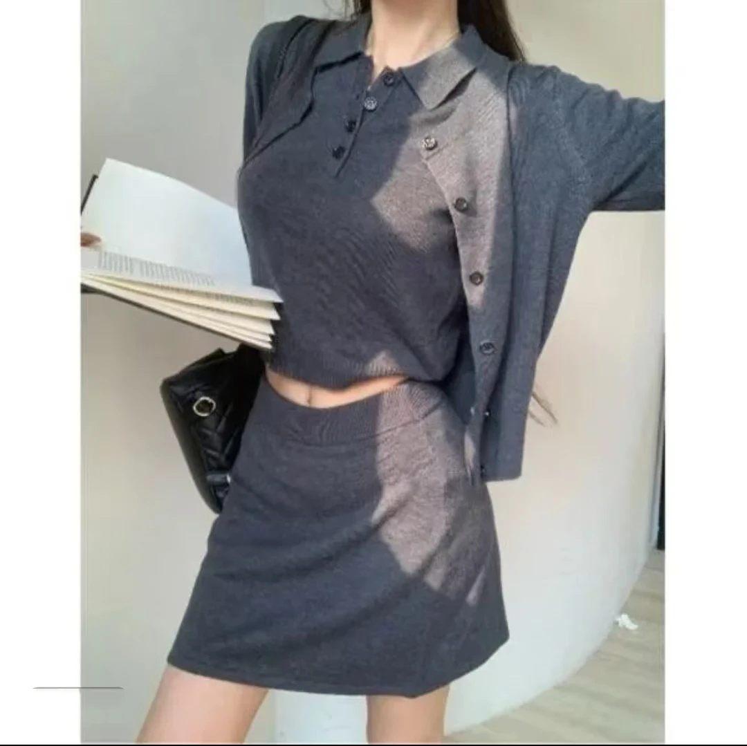 【减龄高手】早秋修身开衫背心显瘦半裙三件套休闲针织毛衣套装女