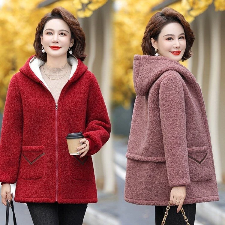 妈妈冬季羊羔绒外套秋冬加绒加厚上衣颗粒绒新款保暖中老年女棉衣