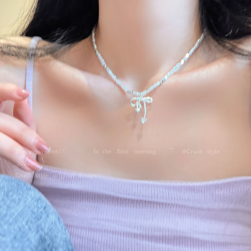 铜合金仿珍珠项链 碎银贝珠蝴蝶结锁骨链女小众设计气质轻奢颈链