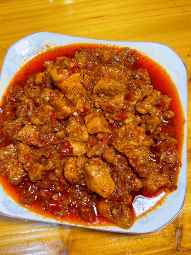 自制辣子鸡下饭菜早点帽子