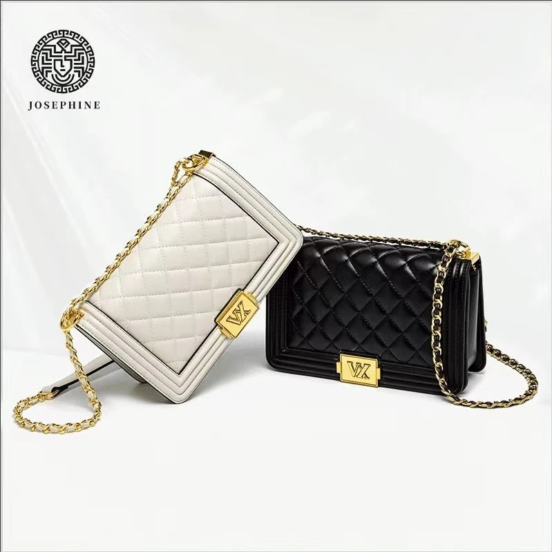 气质白色时尚百搭女士潮流单肩盒子包