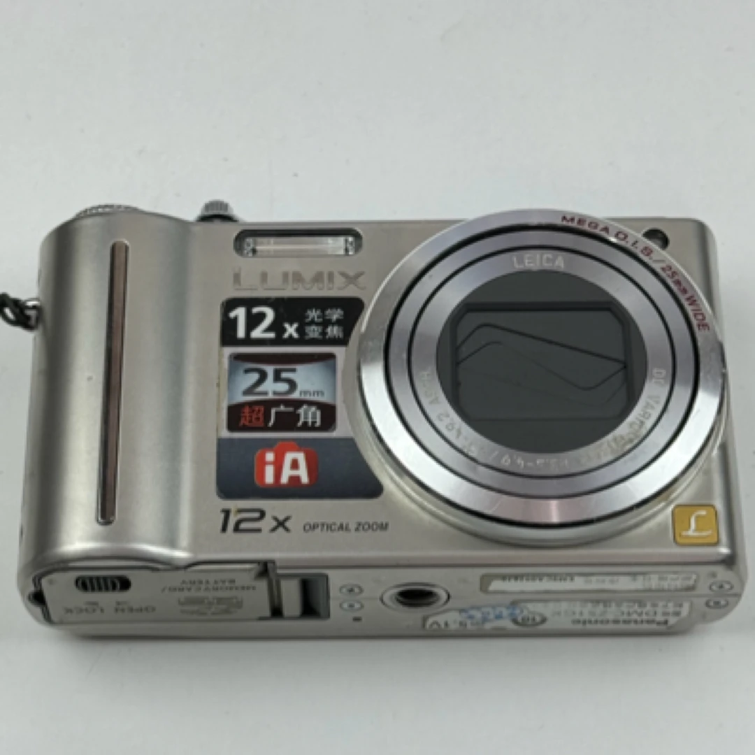 9新 Panasonic/松下 zs1 轻微瑕疵 没有中文菜单 12倍小长焦
