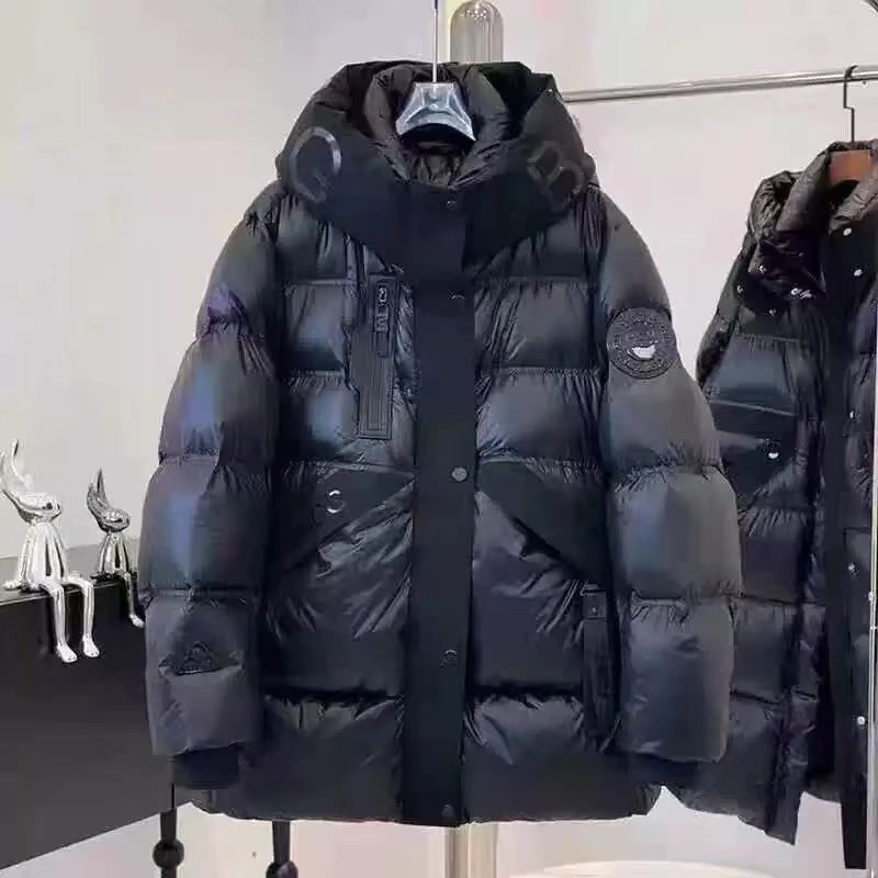 2025新款黑尊短款羽绒服女高端宽松加厚连帽大牌白鸭绒冬季面包服