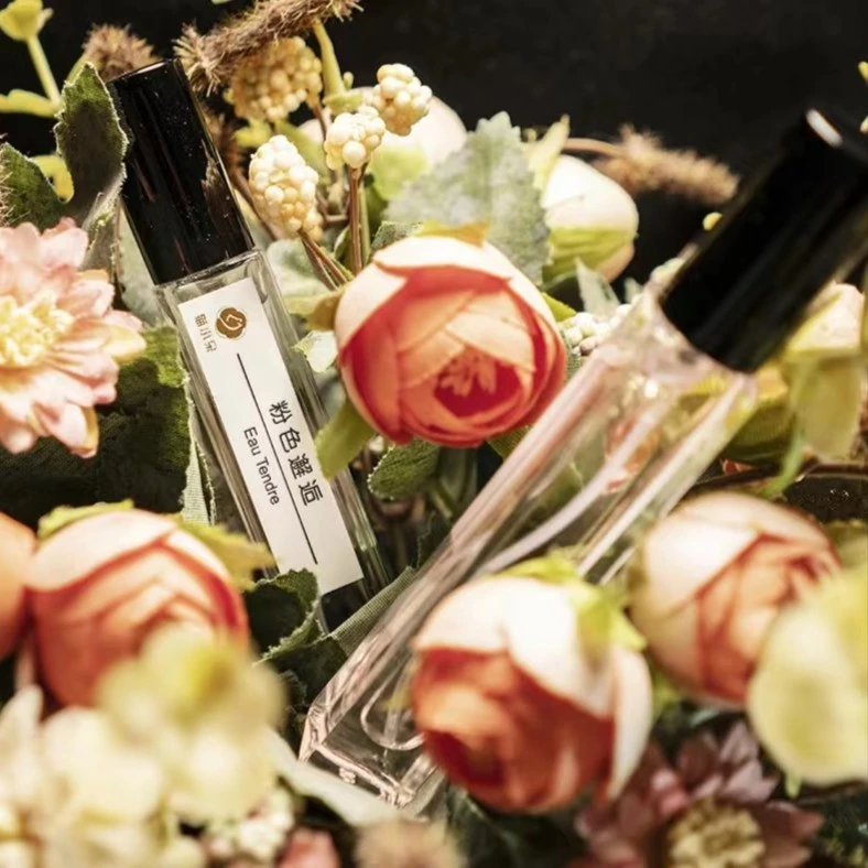 猫小朵-粉色邂逅花果香调淡香清新香水