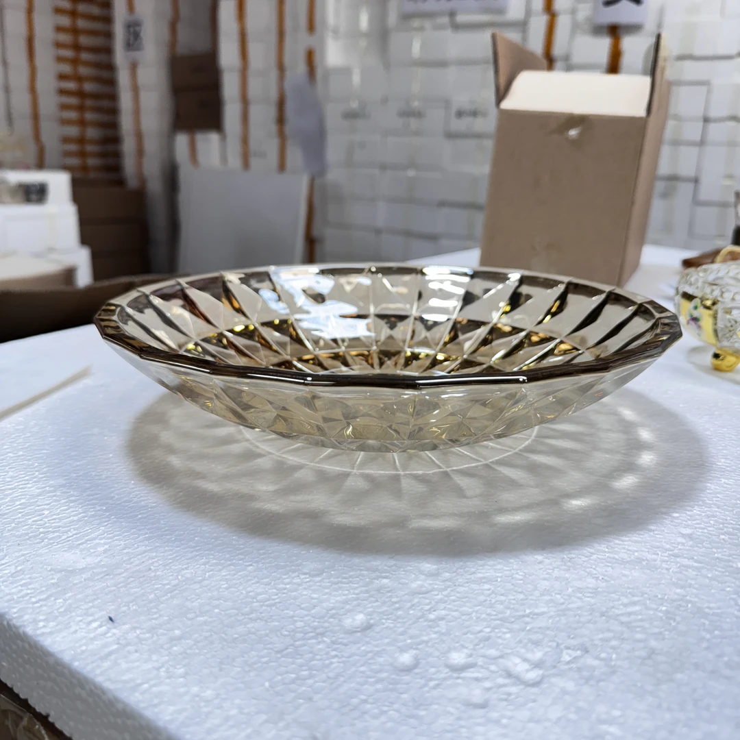 玻璃水果盘轻奢简约风格沙拉碗2024新款干果盘客厅茶几水果摆盘子