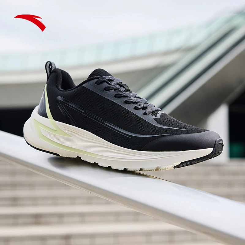 安踏男鞋减震网鞋碳板2025春新款男子轻质舒适轻便透气跑步鞋