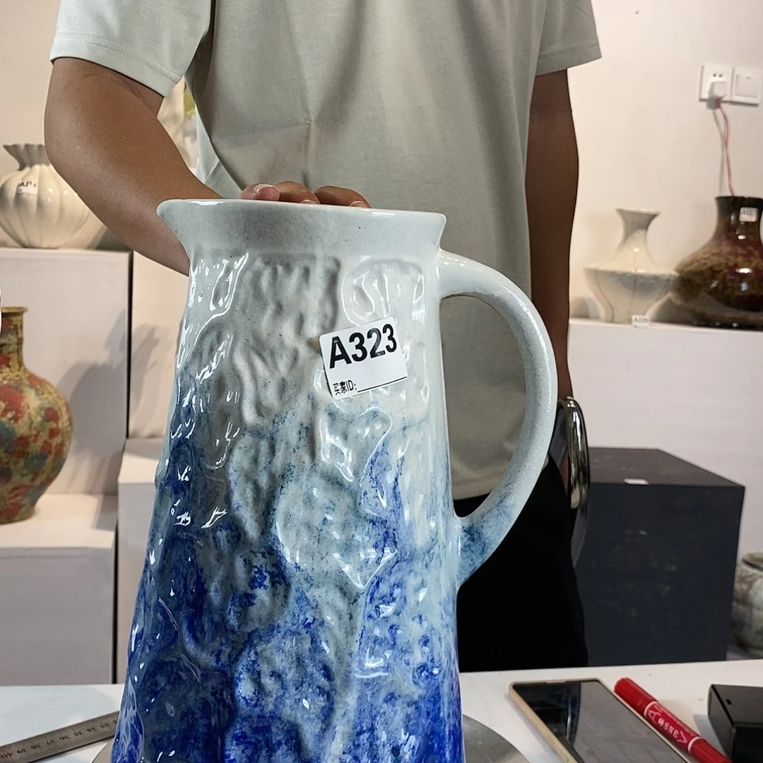 景德镇陶瓷花瓶高温
