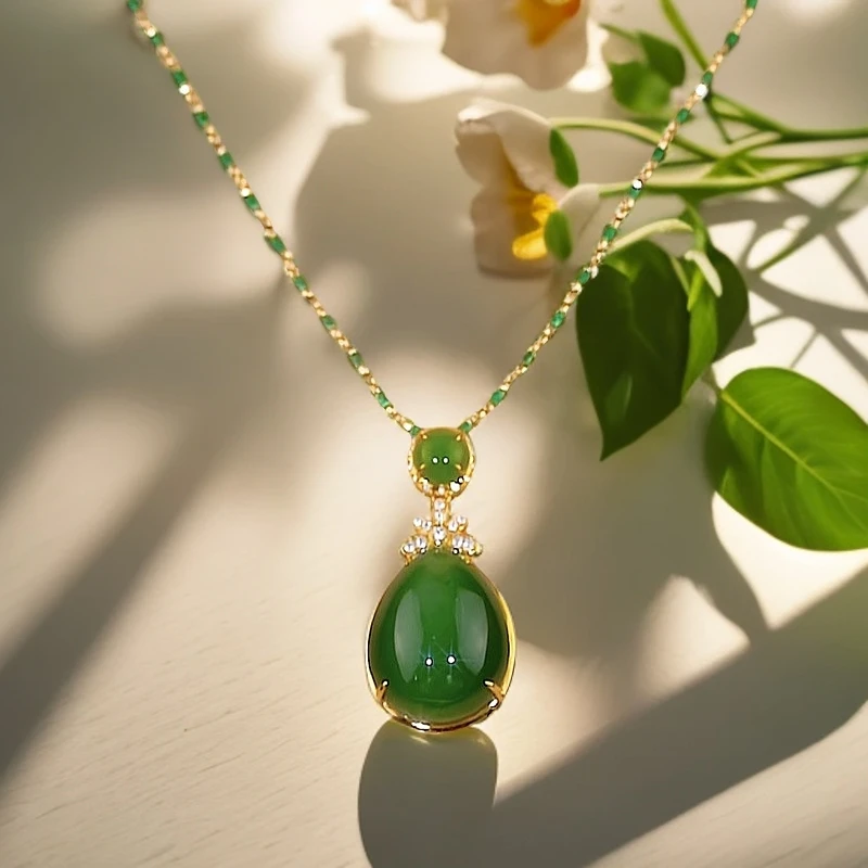 合金合成锆石吊坠 菠菜绿女款仿真蛋形吊坠镶嵌项链非天然材质