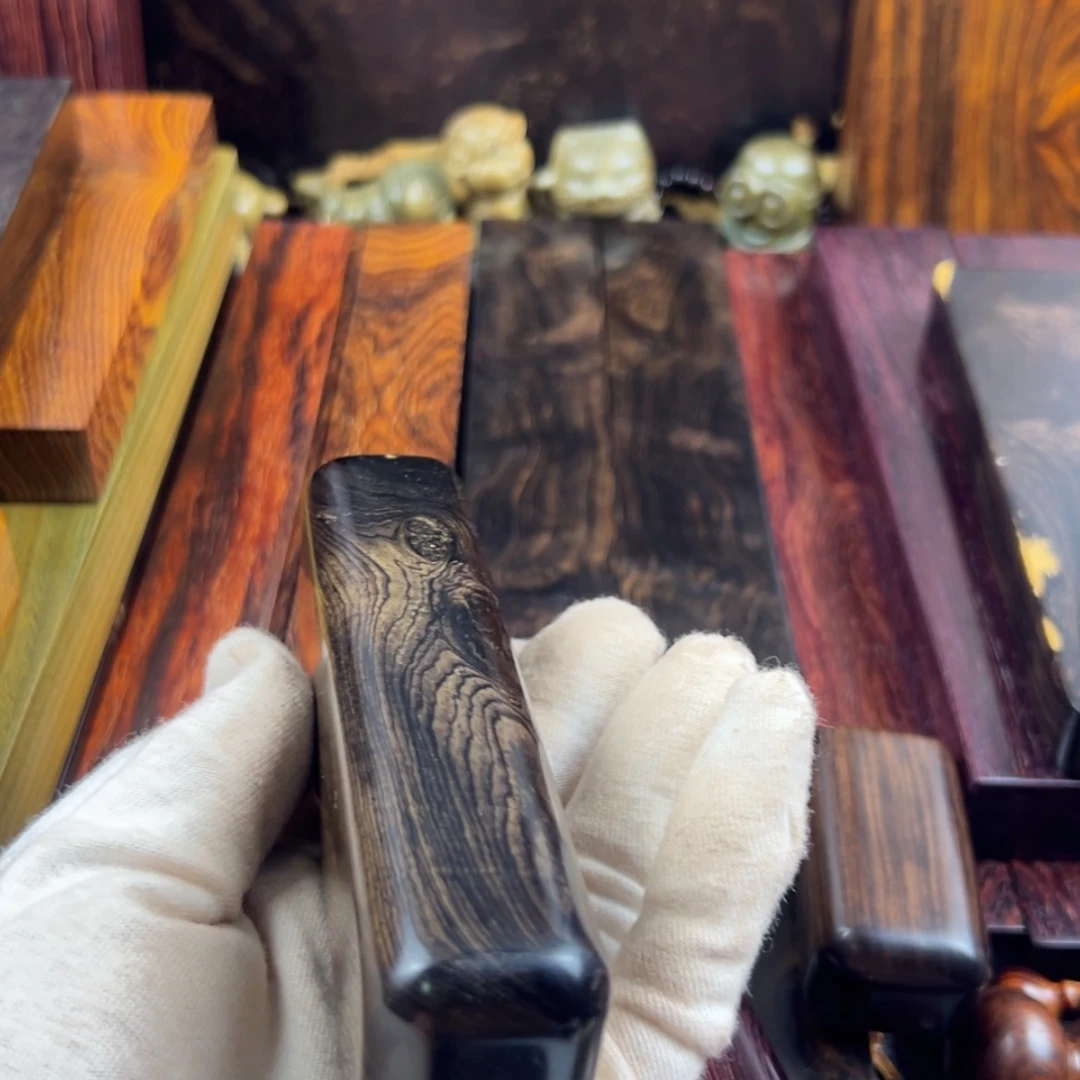 【闪购商品】檀木乌****