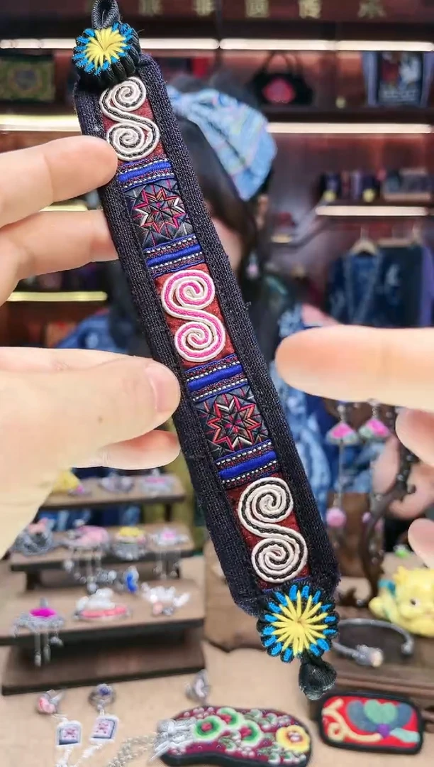 【闪购商品】织绣1680黔东南苗族刺绣