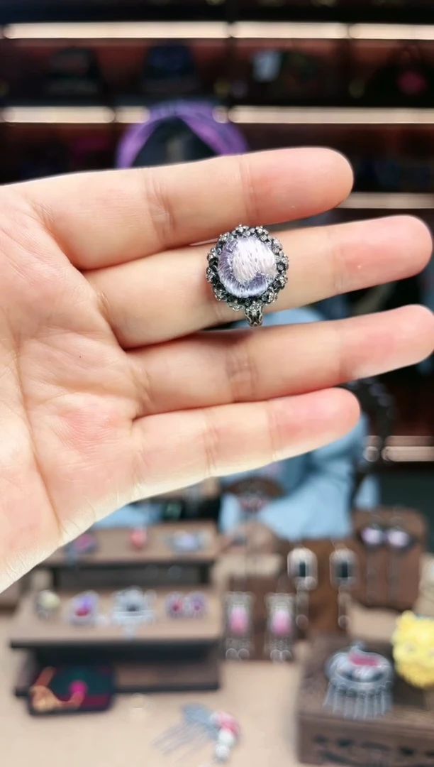 【闪购商品】织绣1973黔东南苗族刺绣