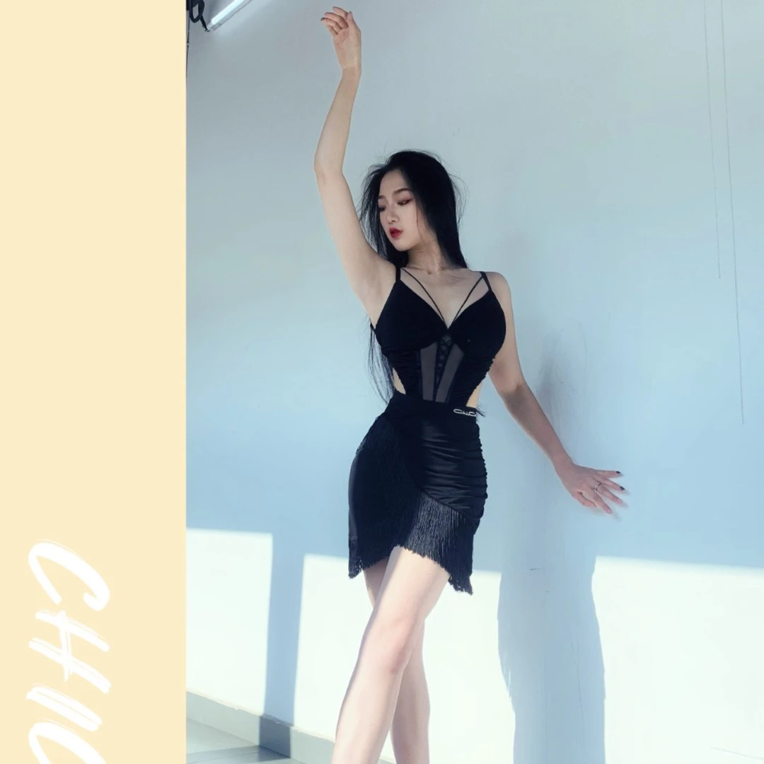 美辰原创设计性感拉丁舞套装包臀练功服舞服露背镂空修身国标舞服