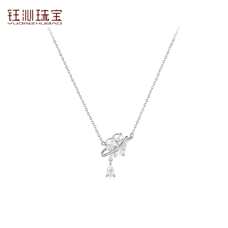YUQINZHUBAO/钰沁珠宝 钛钢项链 爱心项链女款轻奢环绕心形锁骨链