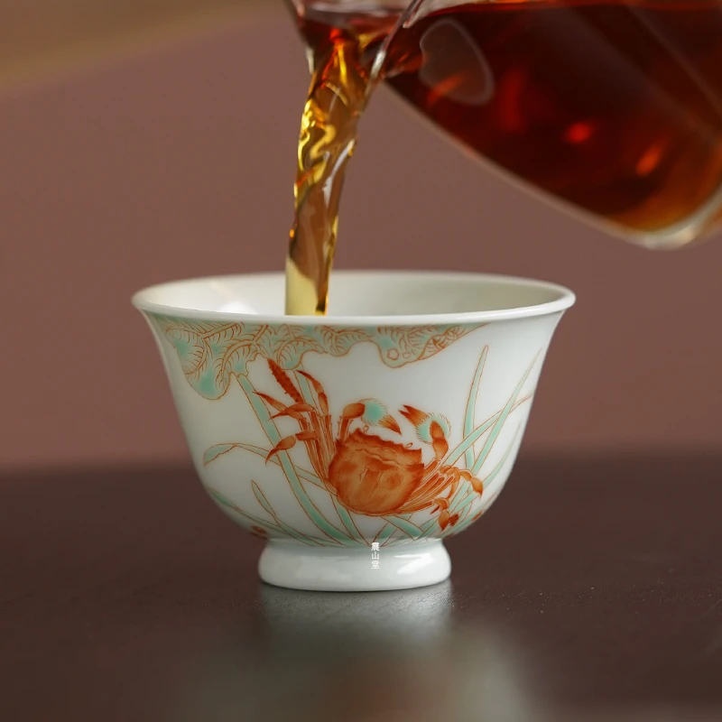 震山堂手工手绘粉彩红绿彩螃蟹主人杯高档主人杯陶瓷透明茶杯