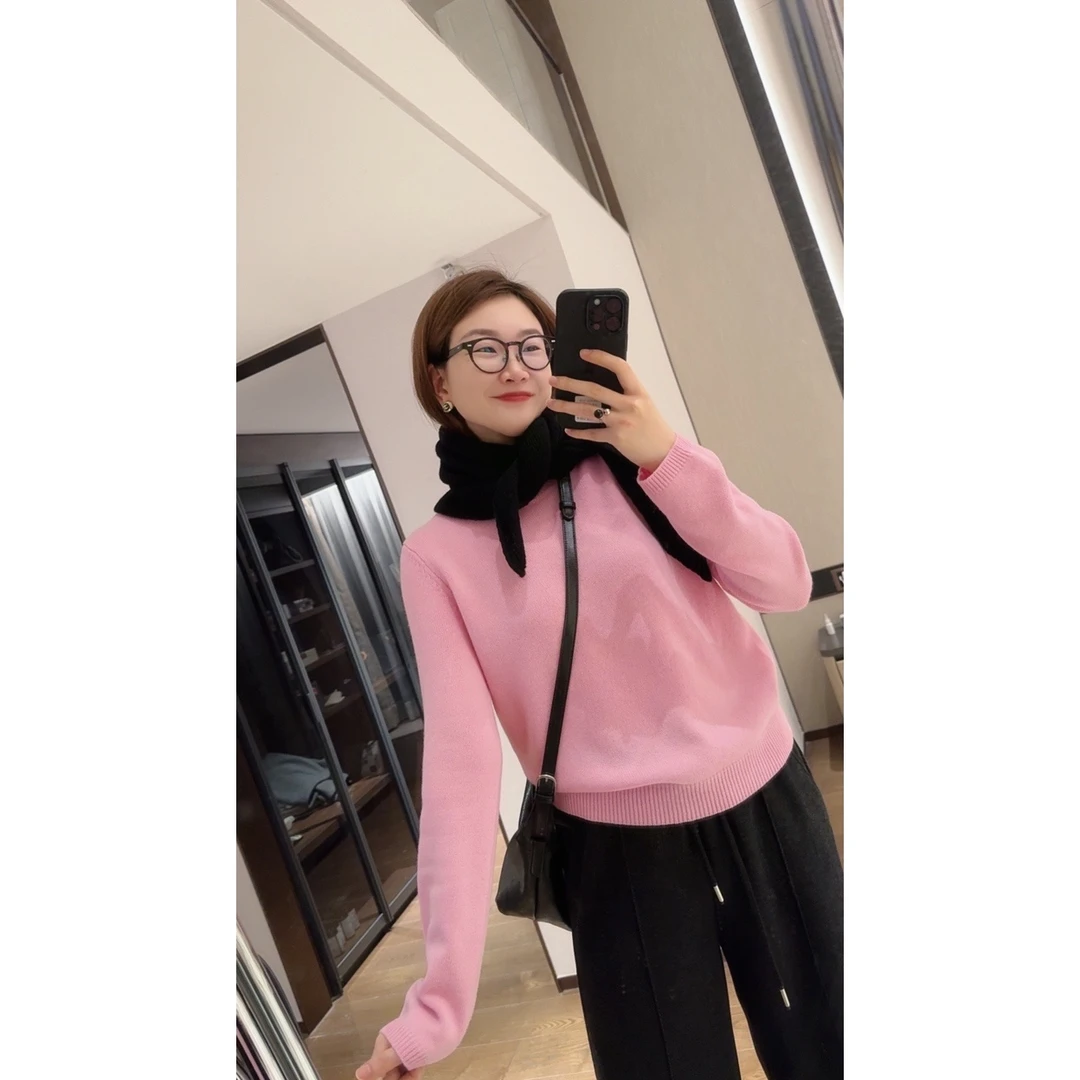 072 & RICE【帕哒粉】100羊毛 秋季休闲圆领长袖针织衫 31LE068