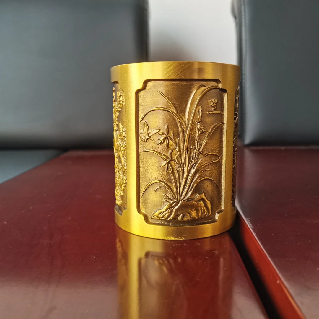 铜笔筒书房客厅办公桌摆件梅兰竹菊黄铜笔筒送礼工艺品