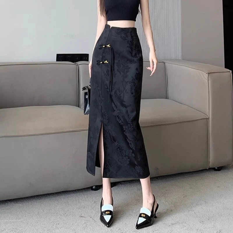 黑色人丝提花半身裙女夏季新中式国风盘扣流苏高腰直筒开叉包臀裙