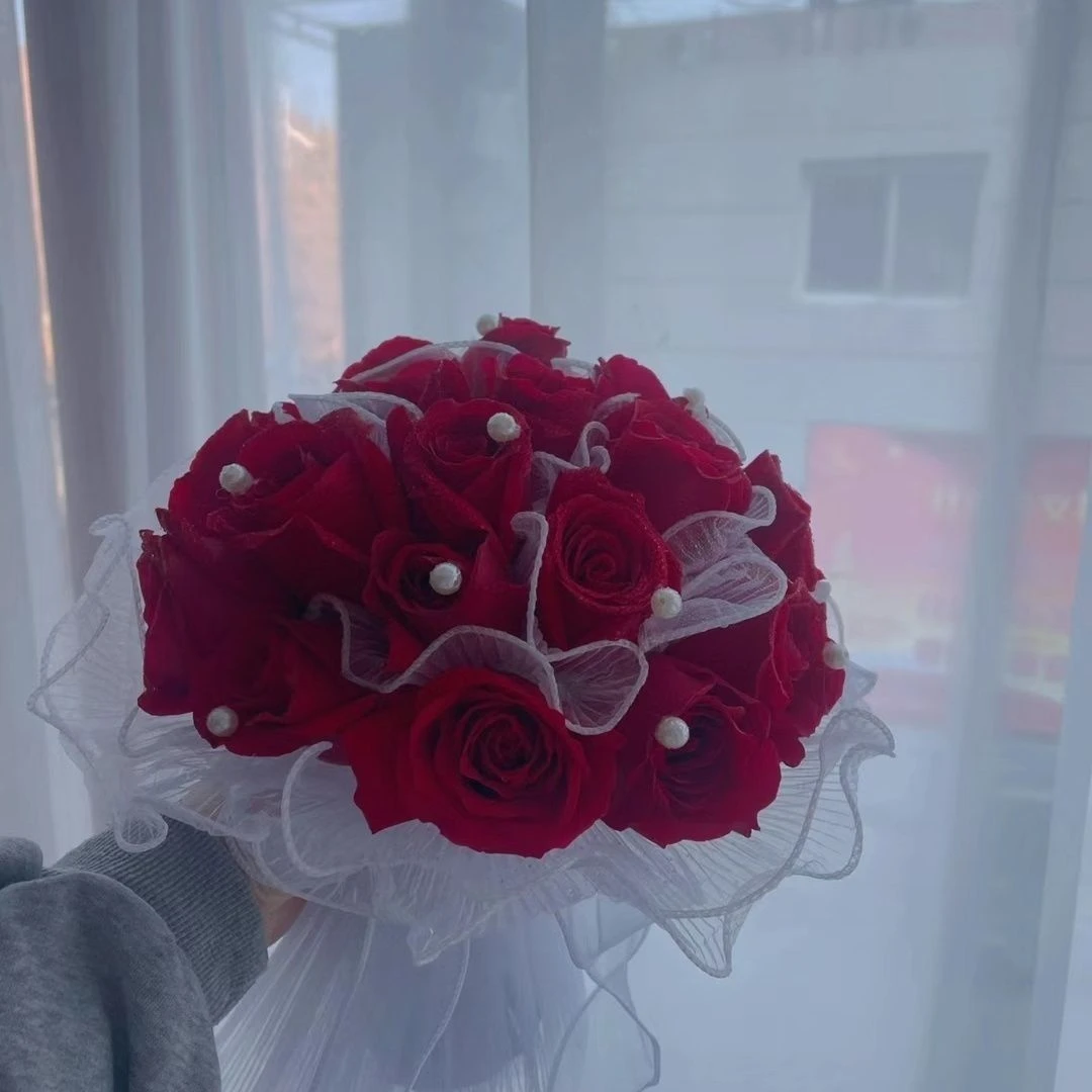 【公主请下单】新款中式新娘手捧花结婚领证伴娘红色珍珠玫瑰手捧花