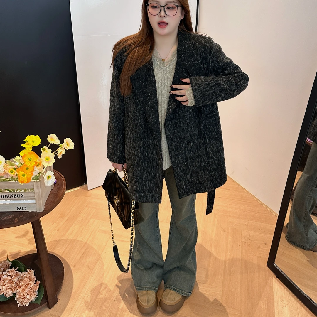 维维&南岛风大码女装2025胖mm显瘦时尚减龄双色毛呢外套ZWW434