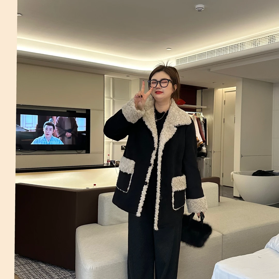 【伊伊定制】微胖大码2024冬新款胖mm气质百搭短款羽绒服外套PP5396