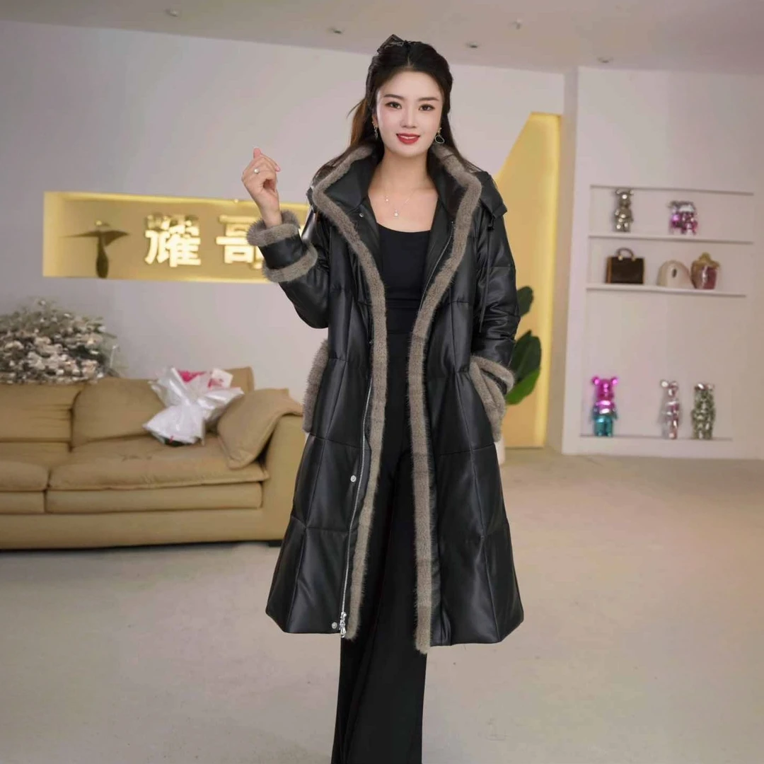 SHIMEISHAER/诗美莎尔 海宁新款水貂领连帽设计鹅绒皮草外套YR881