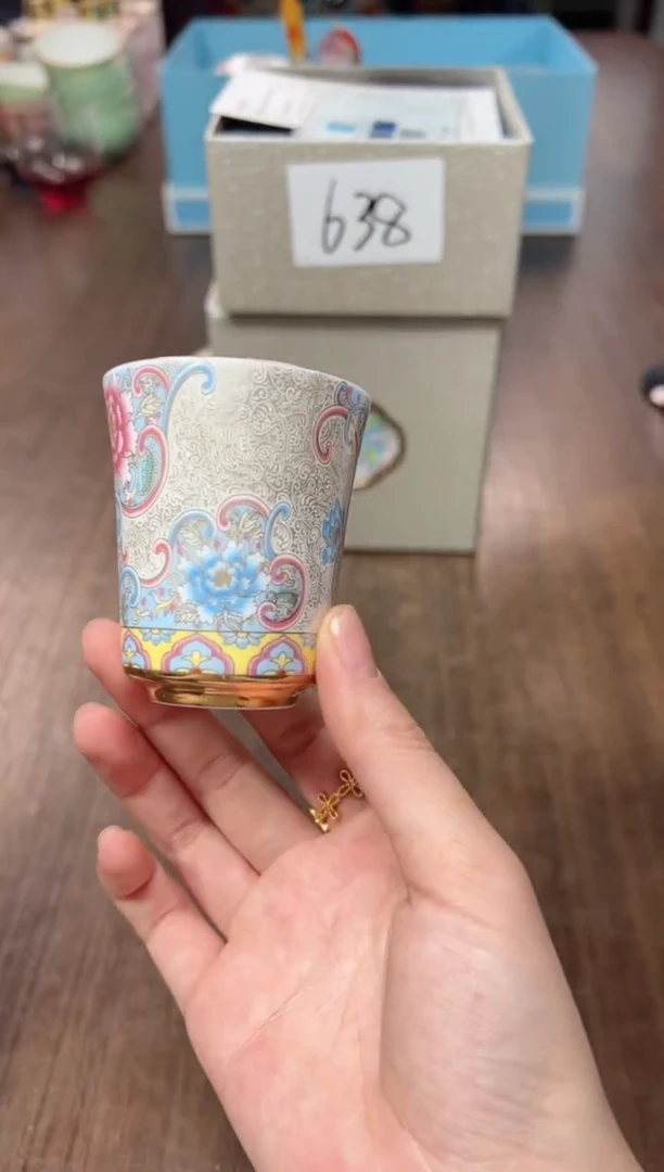 【闪购商品】瓷瓶638