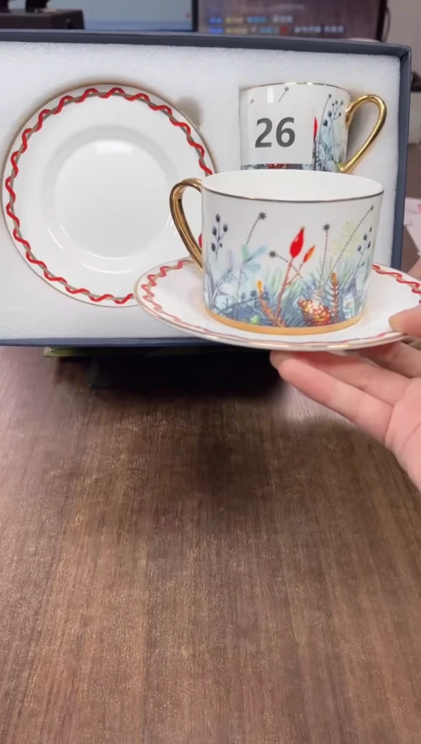 【闪购商品】瓷瓶26