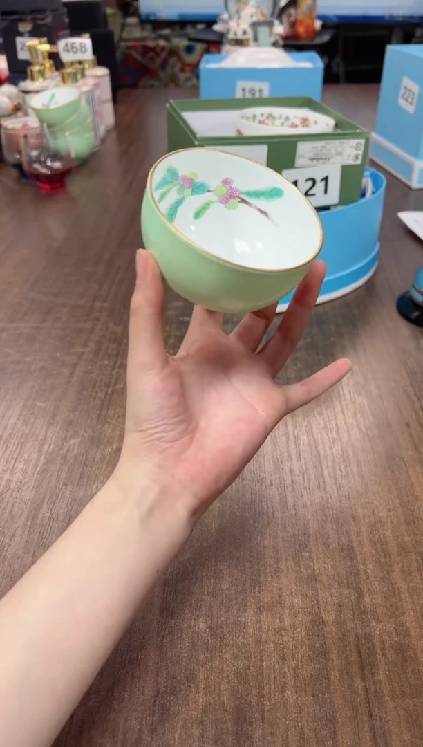 【闪购商品】瓷瓶绿色