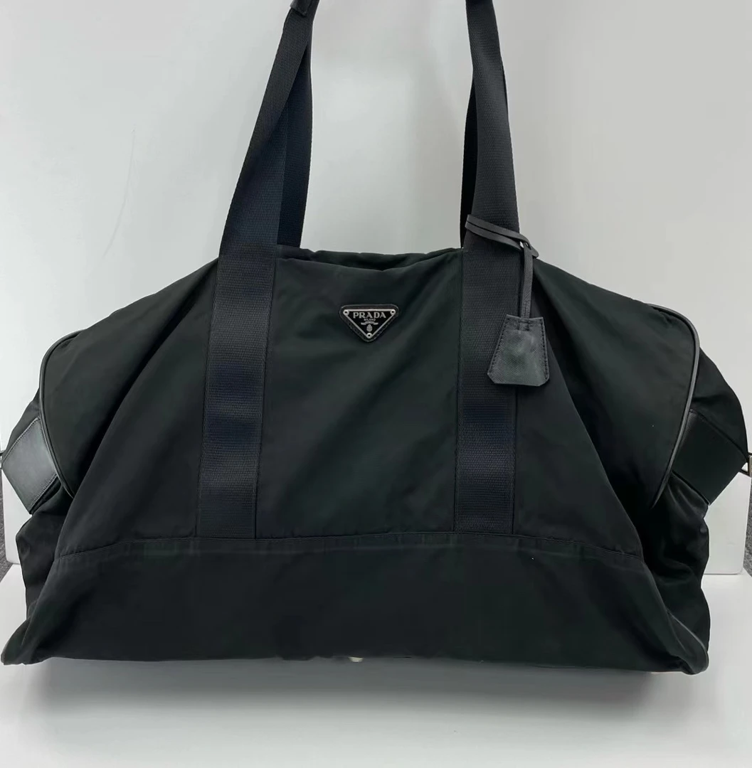 95新 Prada/普拉达 97新/黑色尼龙手提旅行袋/有肩带可斜挎/282号