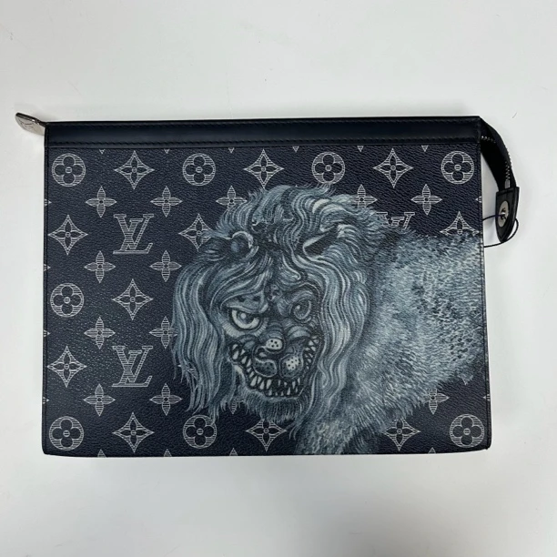 95新 LouisVuitton/路易威登 98新动物园狮子手拿洗漱包978