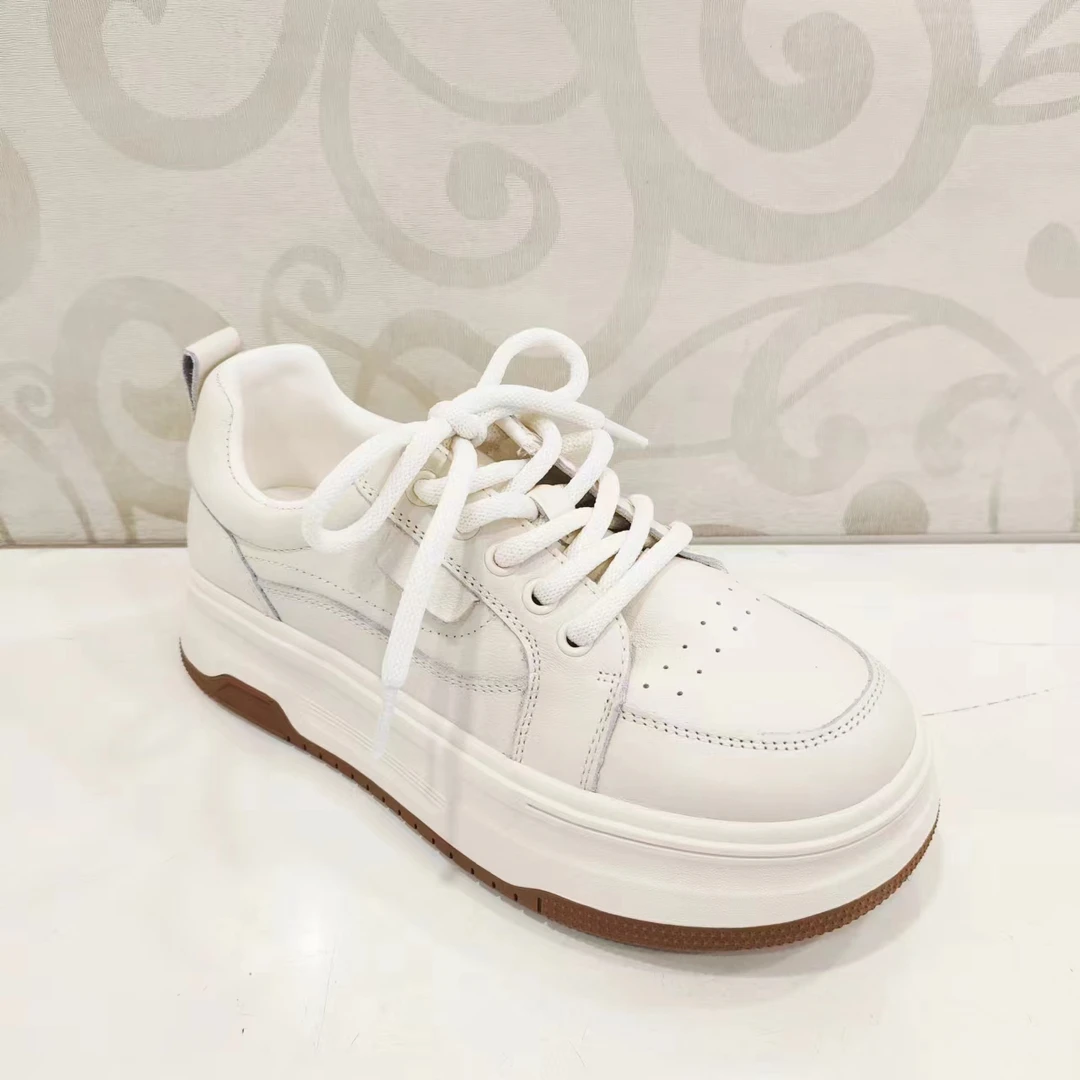 倬立 2024新款真皮面系带简约舒适百搭厚底小白鞋