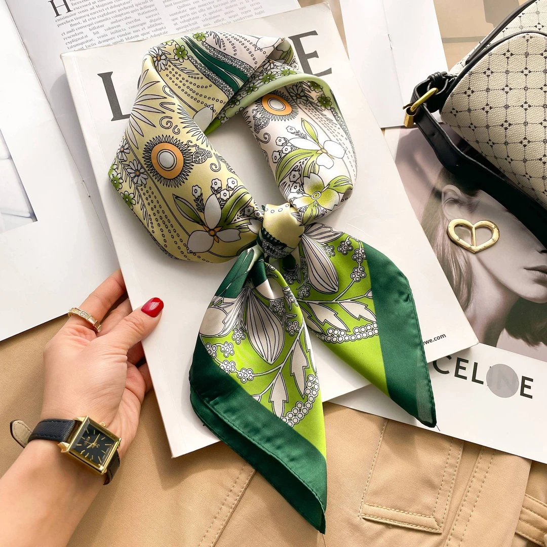 法式复古丝巾女士腰果时尚百搭小方巾文艺飘带围巾高级感领巾