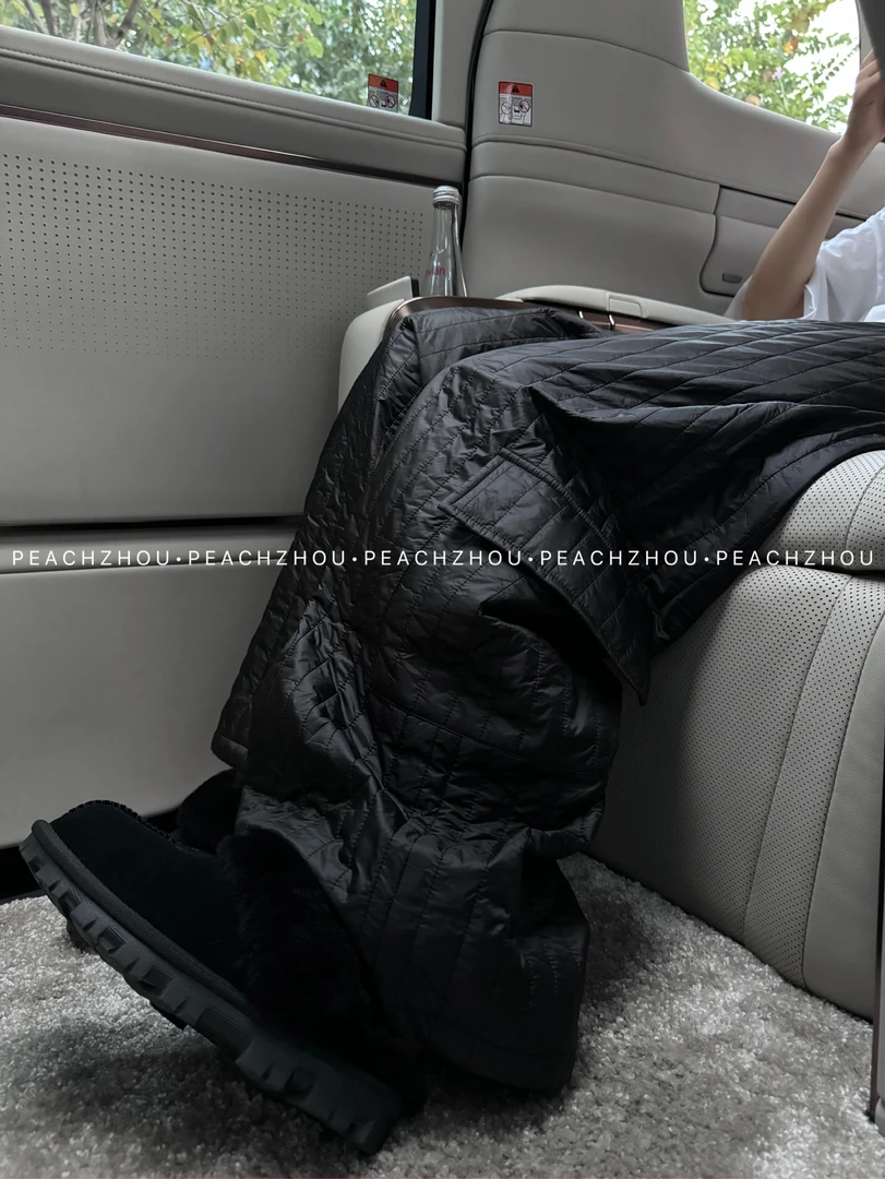 『PEACHZHOU』缎面竖条抽绳大口袋宽松直筒工装夹棉休闲阔腿棉裤女