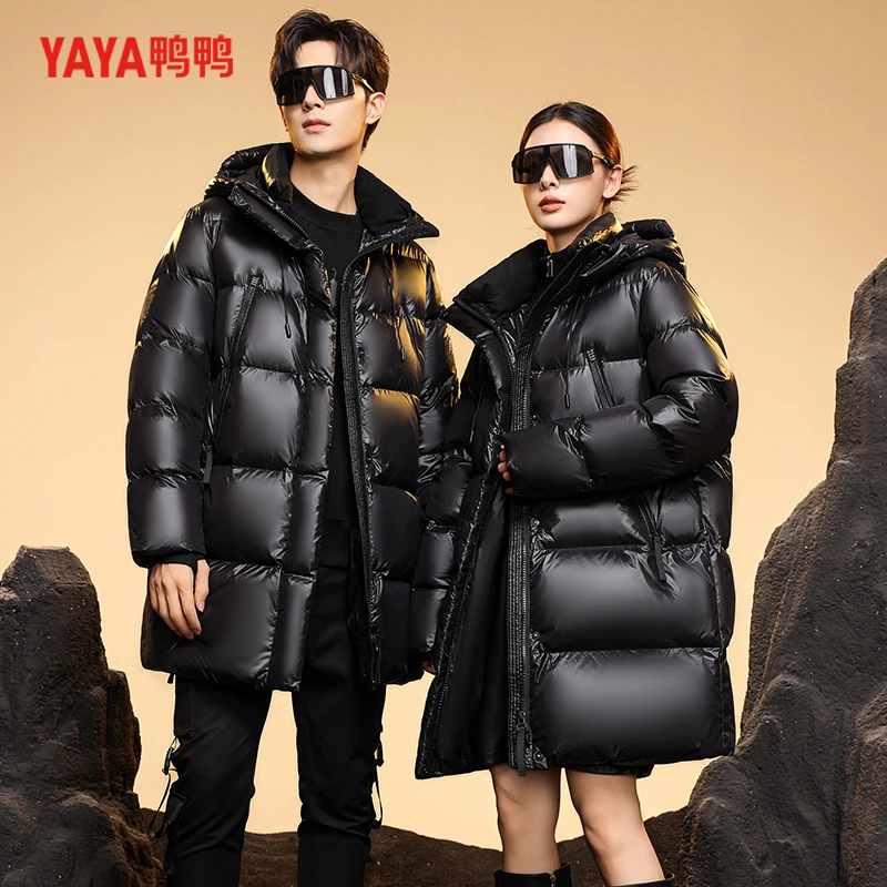 YAYA/鸭鸭【奢金系列】男女款冬季中长款潮流加厚新国标90绒羽绒服