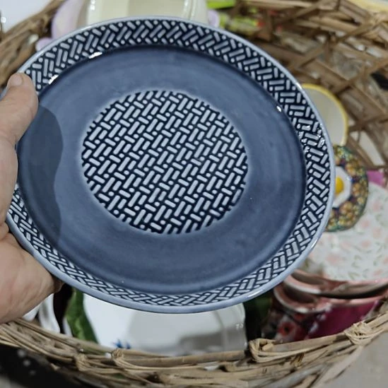 盘陶瓷，杯碗盘微瑕疵介意慎拍