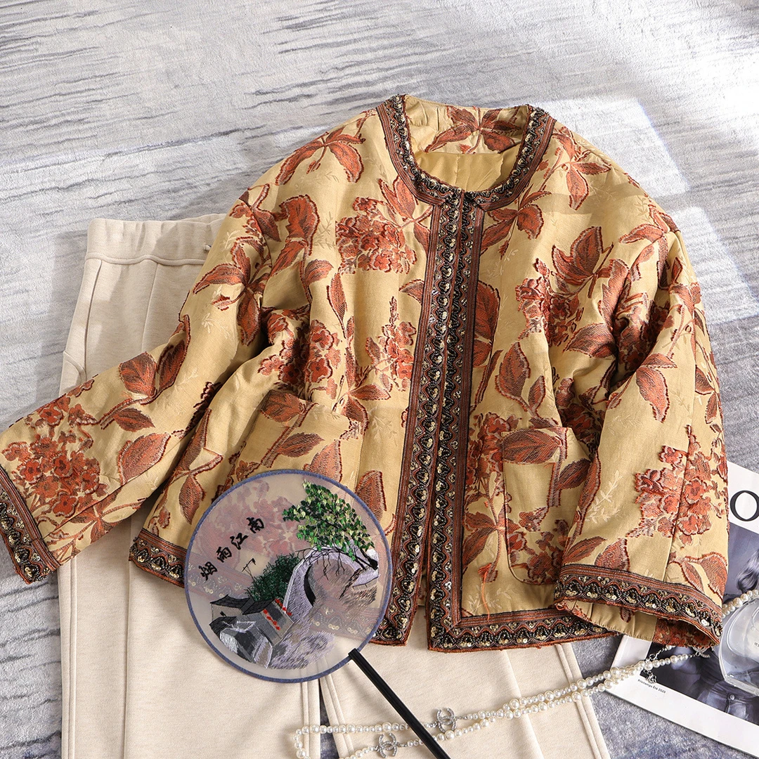 深圳南油高定国风人丝提花棉外套女剪花重工订珠镶边保暖宽松上衣