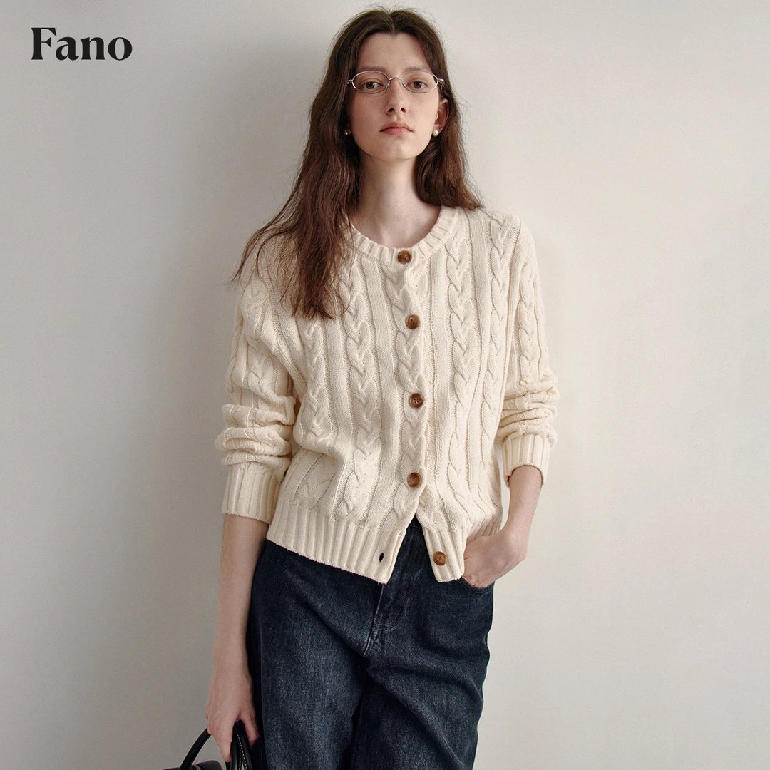 范洛“织物塑”永不过时 立体粗针圆领开衫毛衣FQ24S148推广