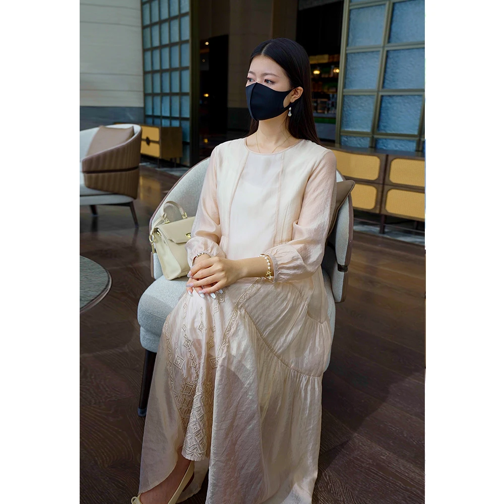 新中式国长袖仙气刺绣显瘦新款连衣裙-182780