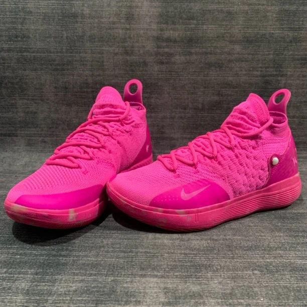 42码/杜兰特 KD11 Aunt Pearl 乳腺粉 9.9新 气垫未踩开 篮球鞋