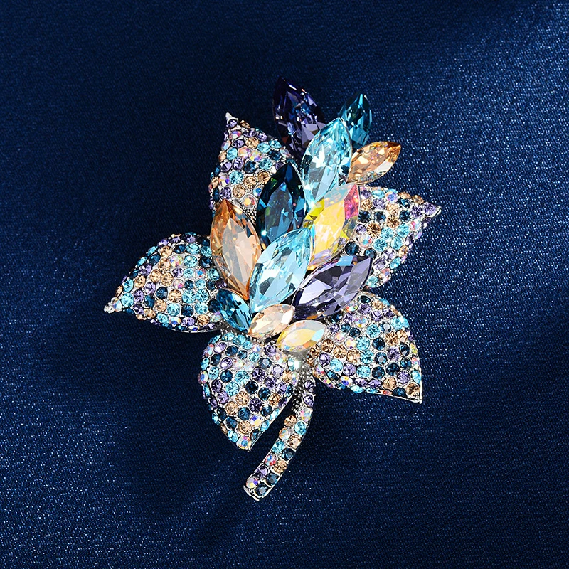 铜合金胸针 024新款潮女小众精致配饰高档气质夸张大胸花别针