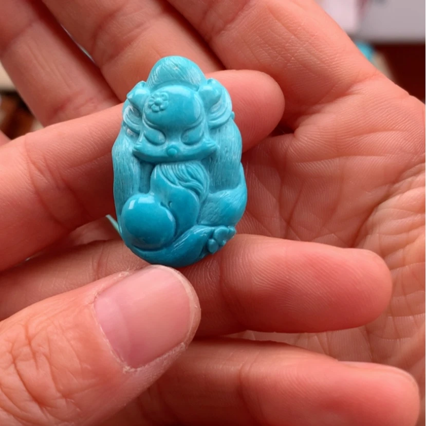 【闪购商品】绿松石雕刻未镶嵌乔*