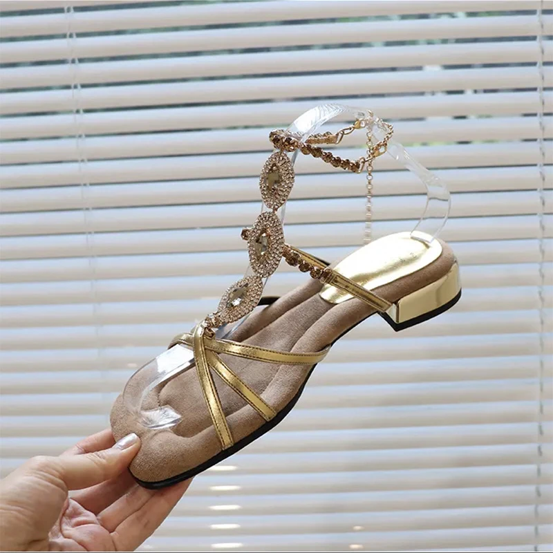 踩屎感法式绝美水钻平底露趾凉鞋女款夏季外穿2024新款夏天配裙子