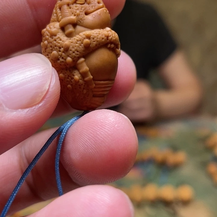 橄榄核核雕橄榄核