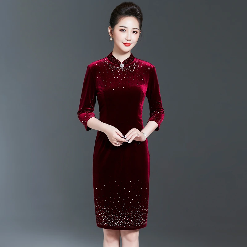 年轻洋气喜婆婆喜妈妈婚宴礼服修身气质金丝绒连衣裙秋装新款