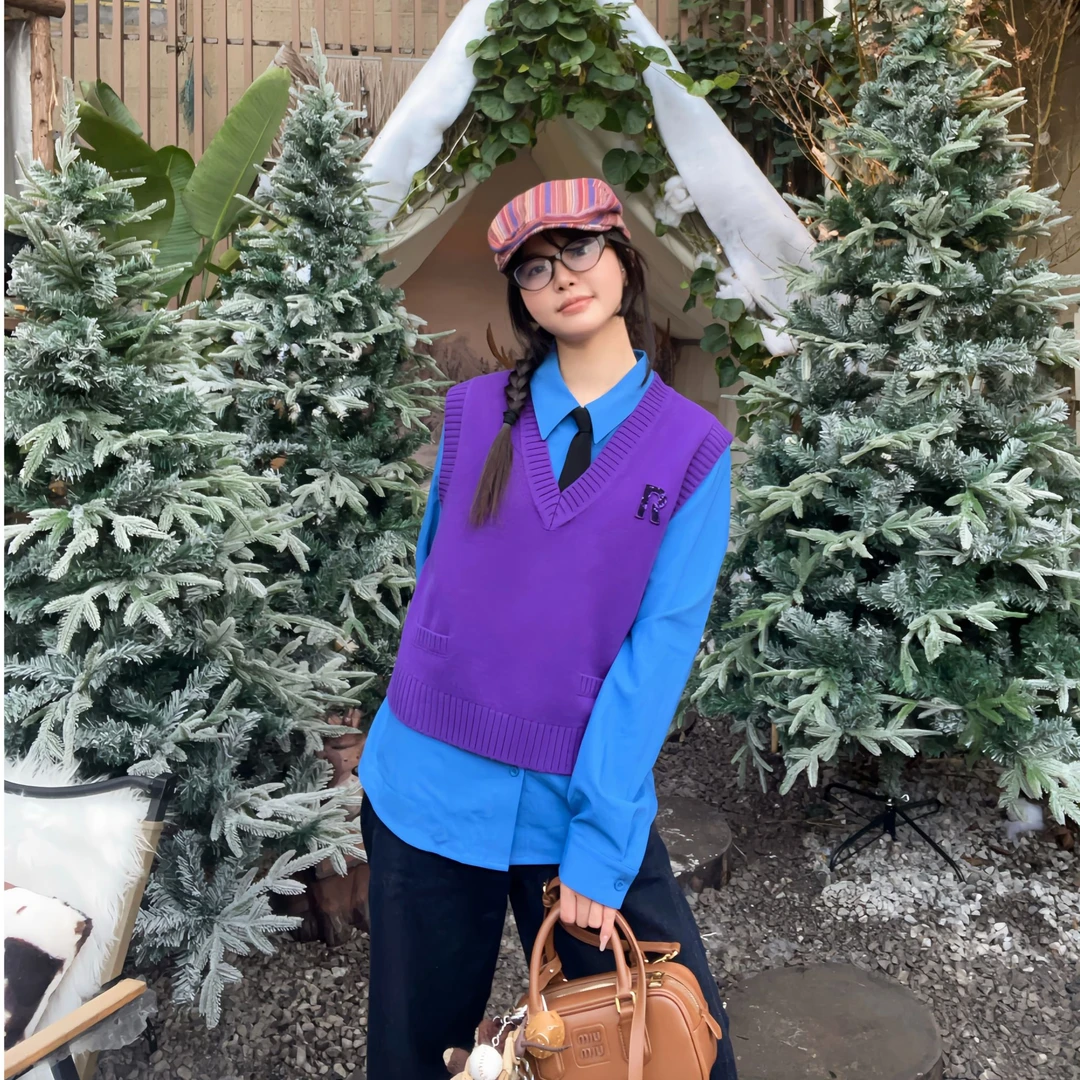 俪妍【LIVELY·YAN】24冬季新款针织马甲70241百搭网红通勤休闲时尚